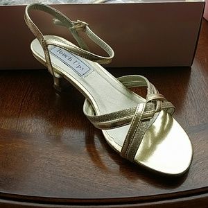 Strappy gold women's heels